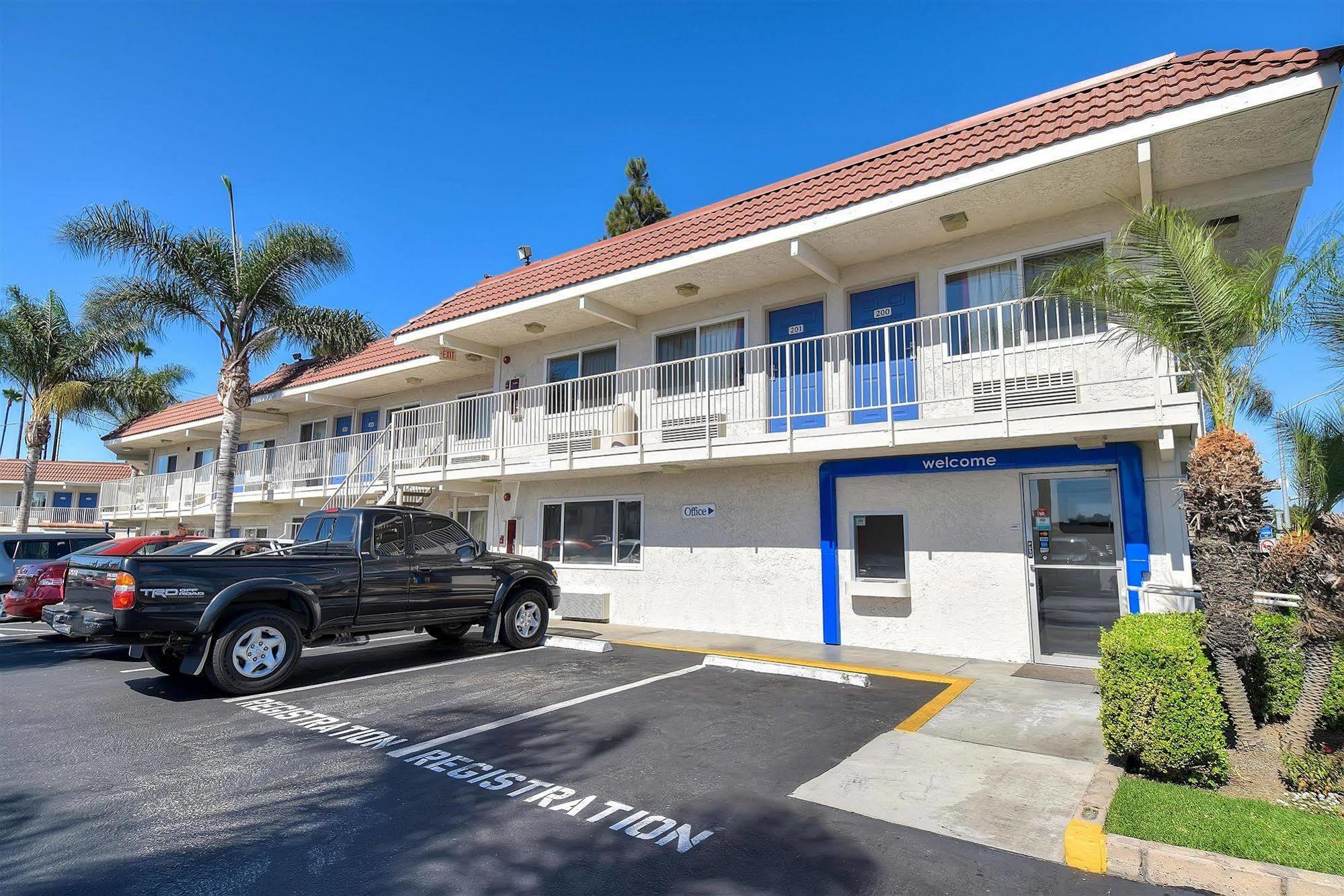 Motel 6-Long Beach, Ca - Los Angeles Exteriér fotografie