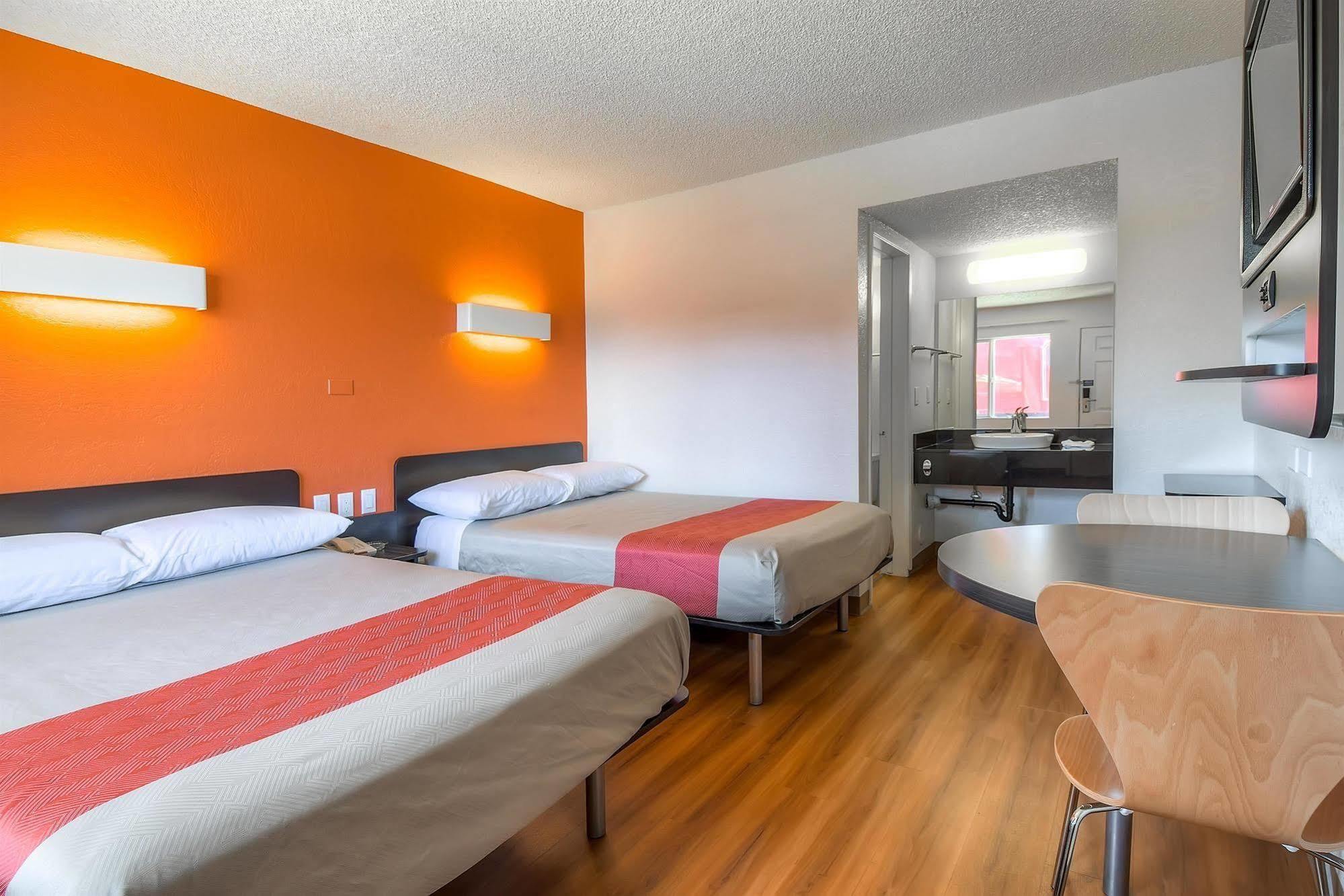 Motel 6-Long Beach, Ca - Los Angeles Exteriér fotografie